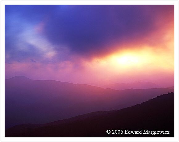 450442   A volatile sunset from Clingman's Dome 